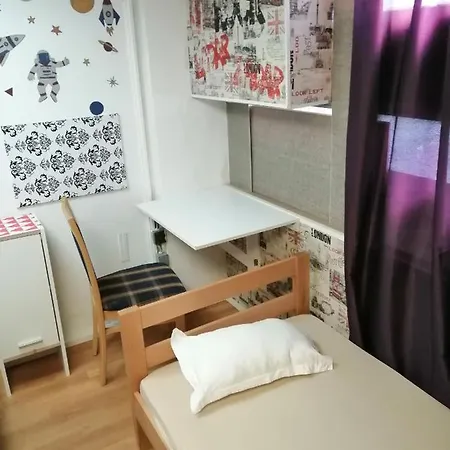 Hostal Rock *